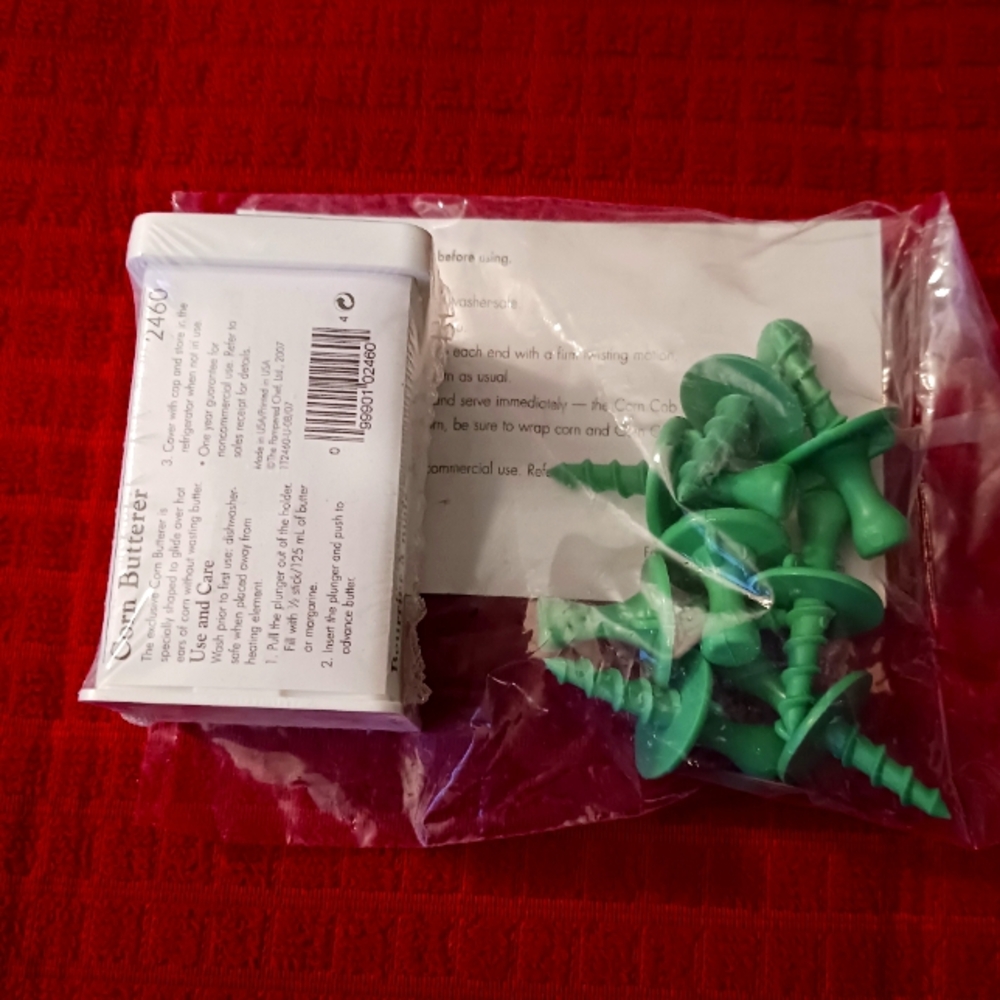 Pampered Chef Corn Cob Nobs & Corn Butterer Set - NEW - Retired